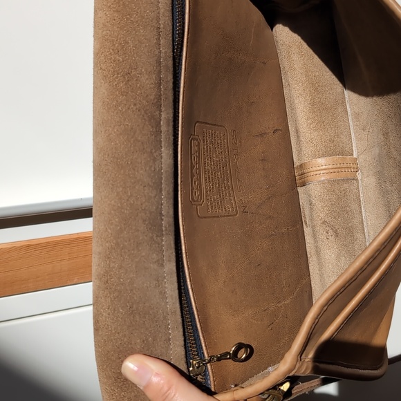 Vintage Coach Convertable Clutch, Taupe/Putty, NYC - Picture 7 of 15